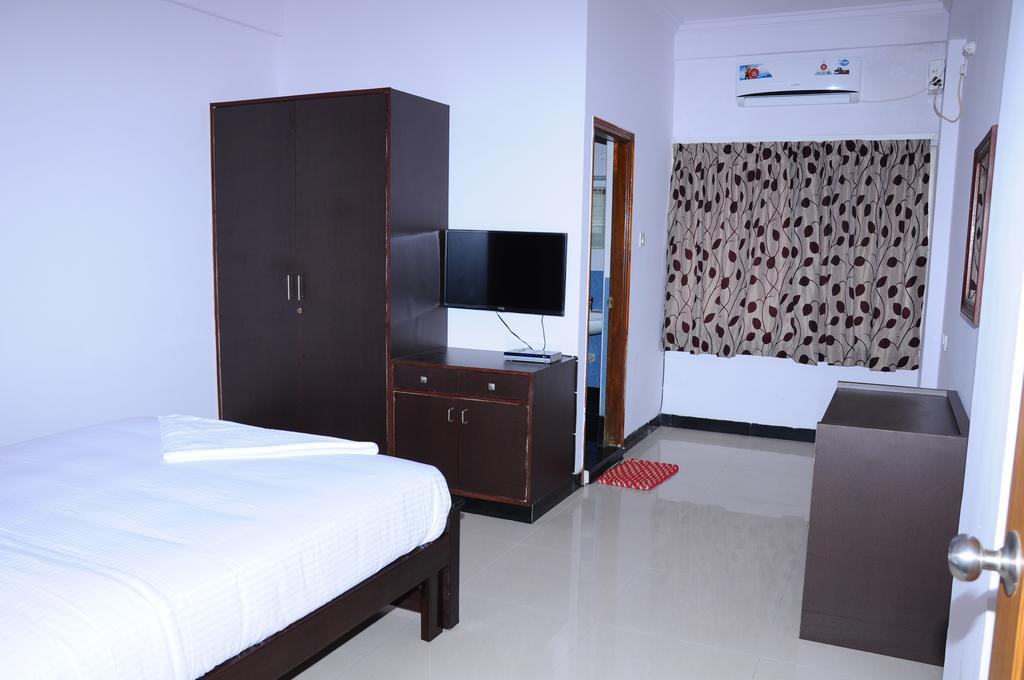 מלון העיר בנגלור Gmr 18 Grand מראה חיצוני תמונה